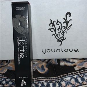 Younique’s Hottie Lip Plumper